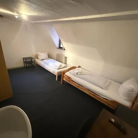 Daire In 187dg 3 Schlafzimmer, Kueche, Bad *